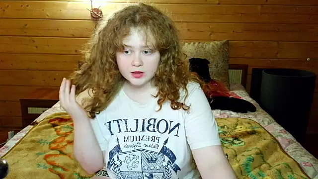 Snapshot of Sara_del_Sun chatting on June 11, 2:47 pm Sara del Sun online show from June 11, 2:47 pm