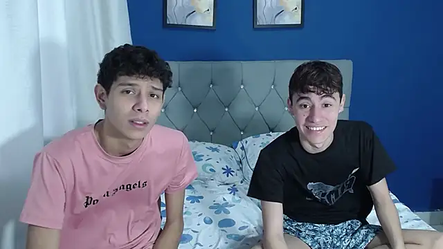 Snapshot of Thiago_And_Gael chatting on July 5, 10:38 pm Thiago And Gael online show from July 5, 10:38 pm