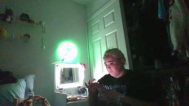 ajsin7 online show from April 18, 2:47 am