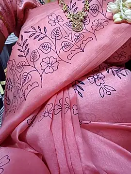 icenila online show from April 20, 3:46 pm