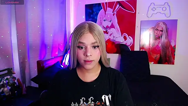 Melody p online show from April 30, 6:48 pm