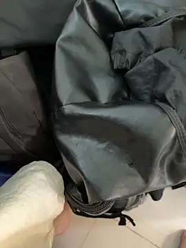 subi hihi online show from April 22, 8:54 am