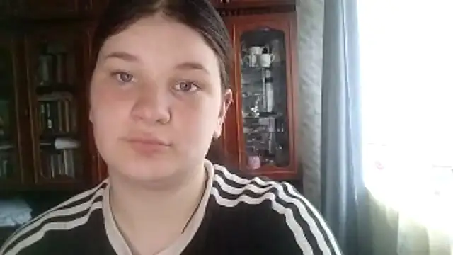 BeatriceMolands online show from May 21, 10:45 am