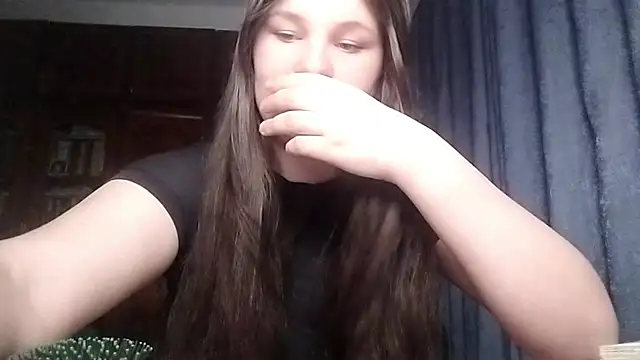 BeatriceMolands online show from April 22, 6:36 pm