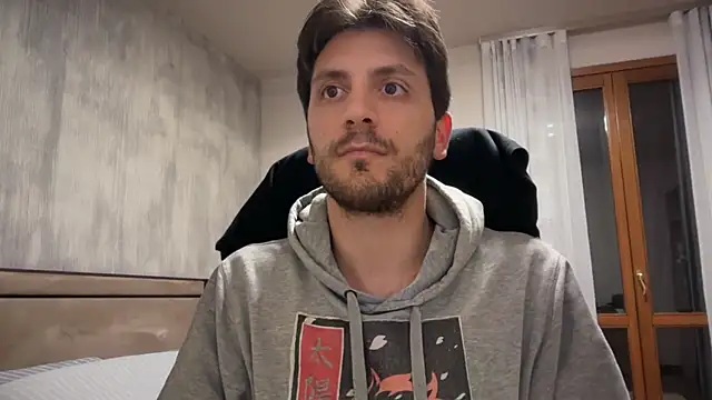 italianass94 online show from April 22, 6:47 pm