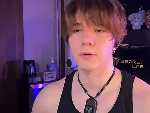 Lust 0 online show from April 30, 4:25 pm