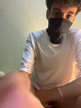 Snapshot of arabic_boy_hot chatting on June 17, 11:58 pm arabic boy hot online show from June 17, 11:58 pm