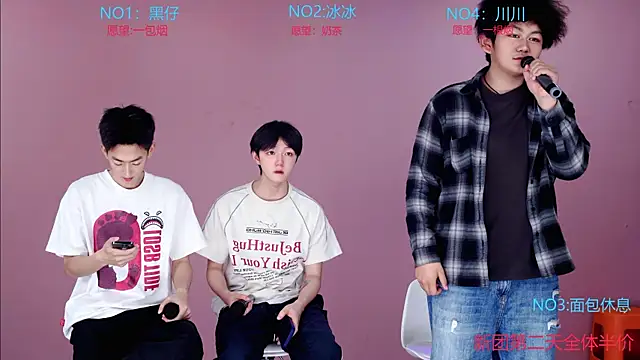 Y-lucky01 online show from April 17, 12:41 pm