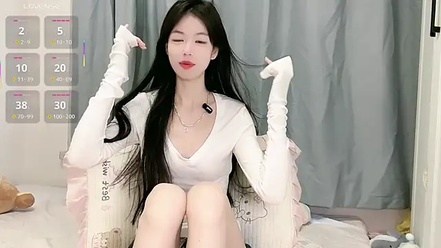 XiaoMei-iiiiii online show from May 6, 6:50 am
