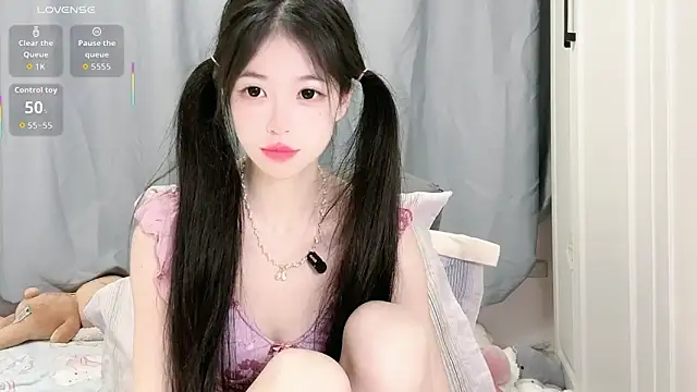 XiaoMei-iiiiii online show from May 10, 6:39 am