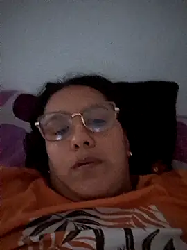 Snapshot of Samanta-42 chatting on June 17, 3:33 pm Samanta-42 online show from June 17, 3:33 pm