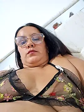 Snapshot of Samanta-42 chatting on July 8, 4:18 pm Samanta-42 online show from July 8, 4:18 pm