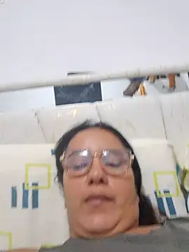 Snapshot of Samanta-42 chatting on July 14, 9:25 am Samanta-42 online show from July 14, 9:25 am