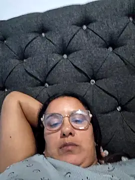 Snapshot of Samanta-42 chatting on June 16, 2:44 am Samanta-42 online show from June 16, 2:44 am