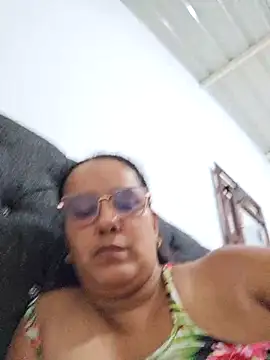 Snapshot of Samanta-42 chatting on April 26, 9:50 am Samanta-42 online show from April 26, 9:50 am