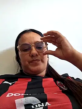 Snapshot of Samanta-42 chatting on May 14, 1:19 pm Samanta-42 online show from May 14, 1:19 pm