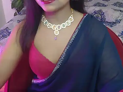 Snapshot of bold-fareen chatting on May 4, 1:36 pm bold-fareen online show from May 4, 1:36 pm