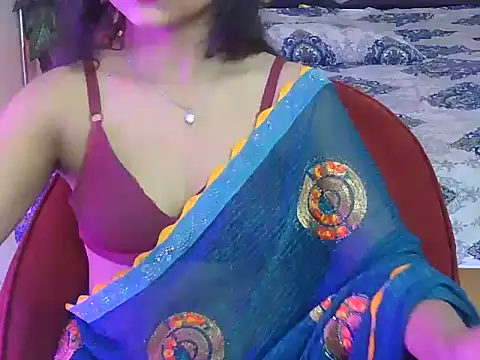 Snapshot of bold-fareen chatting on May 14, 8:28 pm bold-fareen online show from May 14, 8:28 pm