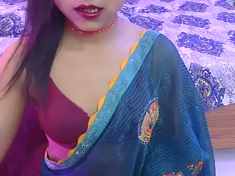 Snapshot of bold-fareen chatting on April 23, 12:22 pm bold-fareen online show from April 23, 12:22 pm