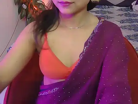 Snapshot of bold-fareen chatting on May 24, 10:09 pm bold-fareen online show from May 24, 10:09 pm