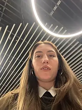 Tiny Anny online show from April 21, 1:39 pm