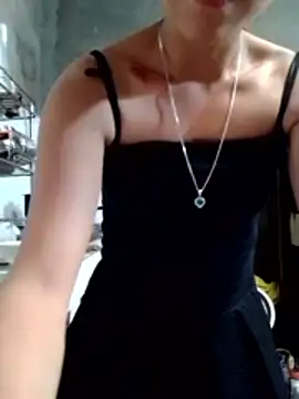 Zara-Lina online show from May 3, 11:52 pm