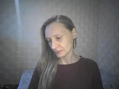 Snapshot of LunaBelle8 chatting on May 12, 4:57 pm LunaBelle8 online show from May 12, 4:57 pm