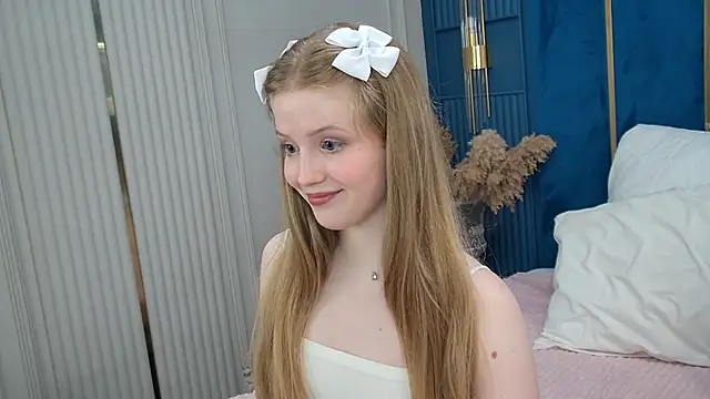 Snapshot of LilianHowards chatting on May 7, 9:12 am LilianHowards online show from May 7, 9:12 am