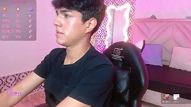 Snapshot of Damian_tay chatting on June 27, 11:38 am Damian tay online show from June 27, 11:38 am