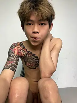 Snapshot of XBD-1 chatting on April 23, 12:29 pm XBD-1 online show from April 23, 12:29 pm