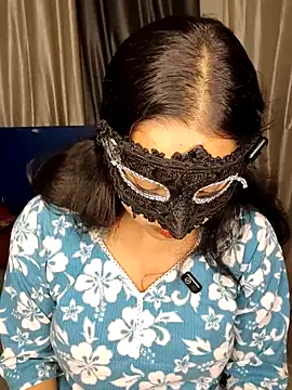 couple hot43 online show from June 1, 7:24 pm