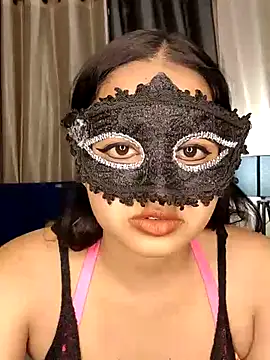 couple hot43 online show from May 27, 4:25 pm
