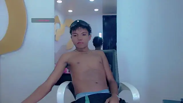 Chris Hott online show from May 17, 11:10 am