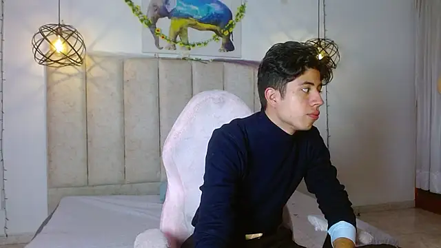 mrandmrsvixencs online show from May 2, 2:33 pm