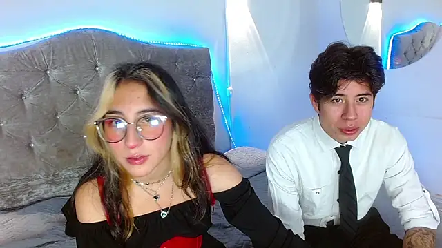mrandmrsvixencs online show from May 28, 3:58 am