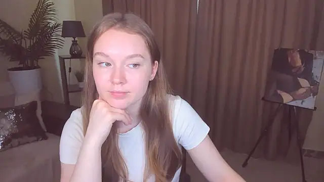 ValeriSunny online show from May 29, 11:49 am