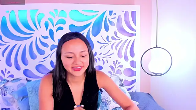 Snapshot of thalia_ecos chatting on May 30, 7:52 pm thalia ecos online show from May 30, 7:52 pm