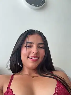 Hannawells  online show from April 21, 8:04 pm