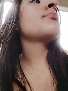 Snapshot of Maggiee_1 chatting on June 30, 6:19 pm Maggiee 1 online show from June 30, 6:19 pm