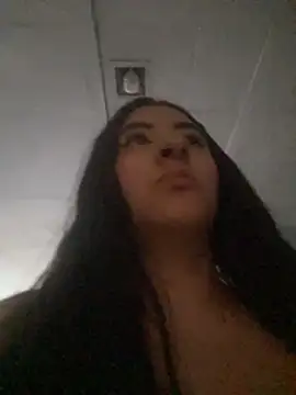Snapshot of Maggiee_1 chatting on July 13, 7:24 pm Maggiee 1 online show from July 13, 7:24 pm