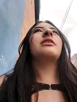 Snapshot of Maggiee_1 chatting on June 29, 7:13 pm Maggiee 1 online show from June 29, 7:13 pm