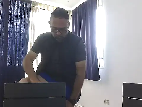CarlossexVen online show from May 29, 2:01 pm