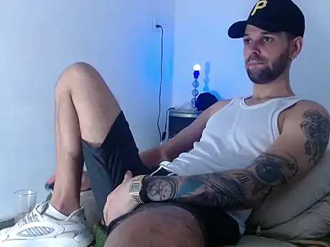 geremi12345 online show from June 11, 10:18 pm