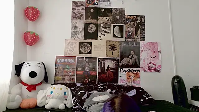 Snapshot of _LilithCorpse chatting on May 17, 5:02 pm LilithCorpse online show from May 17, 5:02 pm