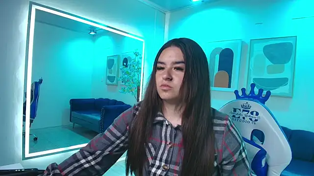 Anya Volke online show from May 8, 7:28 pm