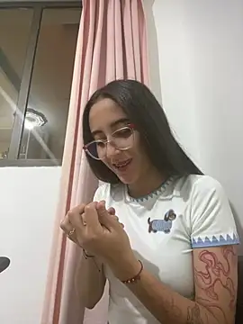 Snapshot of Abby_Coper1 chatting on July 14, 4:17 am Abby Coper1 online show from July 14, 4:17 am