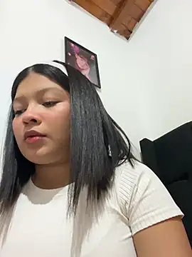 Snapshot of Abby_Coper1 chatting on July 17, 3:37 am Abby Coper1 online show from July 17, 3:37 am