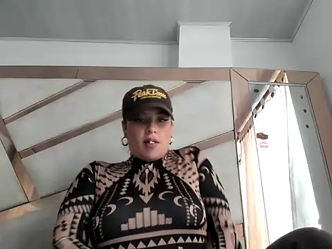 Snapshot of _KattyKat chatting on July 23, 9:00 pm KattyKat online show from July 23, 9:00 pm