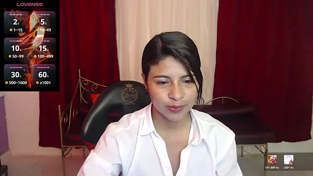 Snapshot of Lady_isabella_ chatting on July 21, 1:23 pm Lady isabella online show from July 21, 1:23 pm