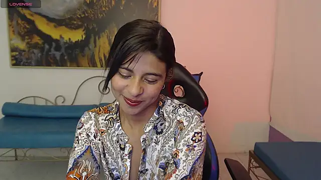 Lady isabella  online show from April 22, 1:40 pm